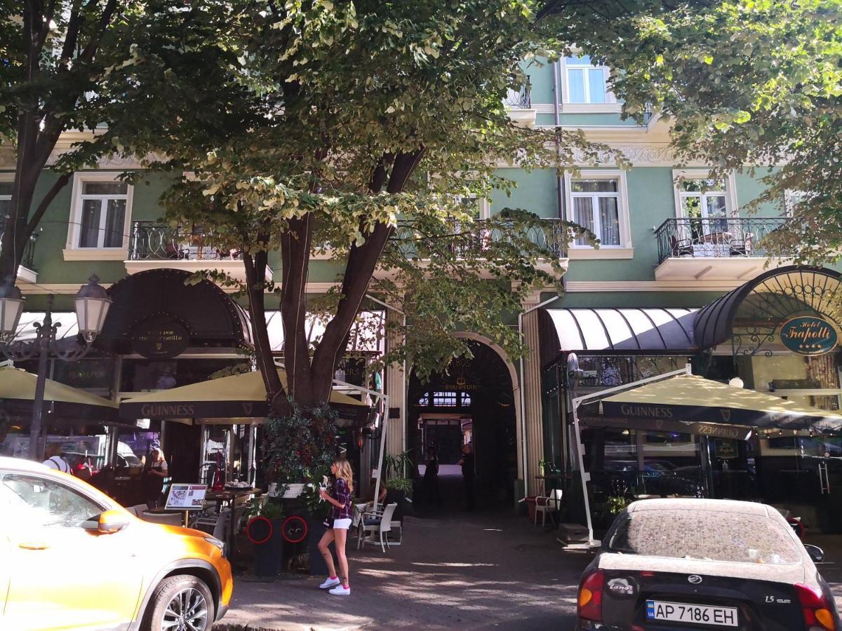 Затишні Апартаменти, Вулиця Дерибасівська, 13 Oldenburg Bagian luar foto