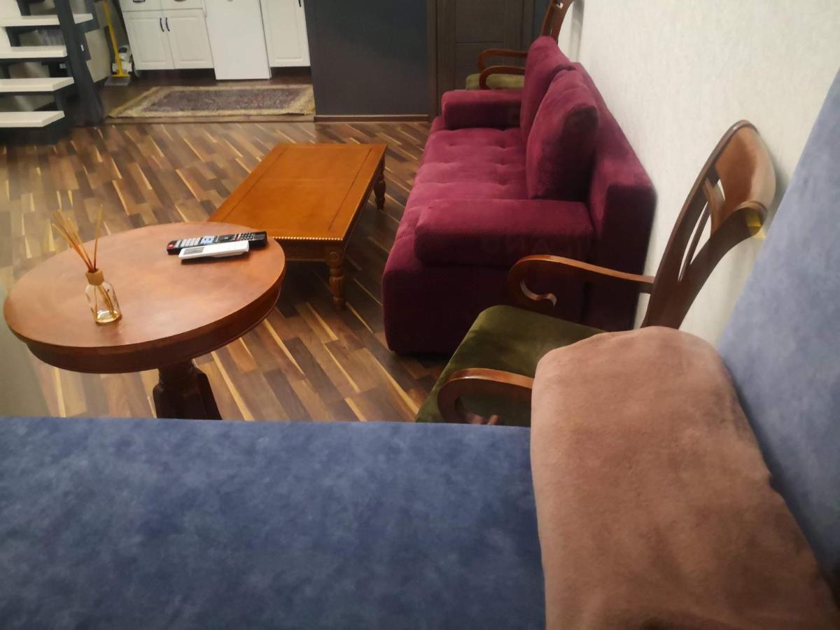 Затишні Апартаменти, Вулиця Дерибасівська, 13 Oldenburg Bagian luar foto